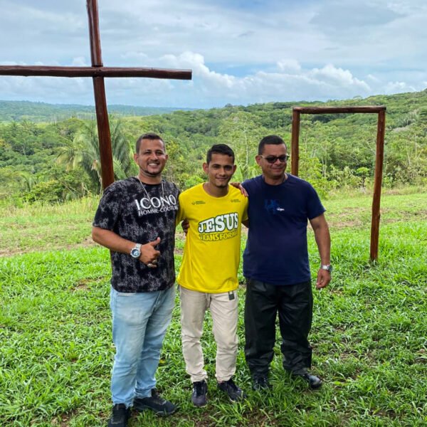 Artur with his brother and uncle at the men's shelter